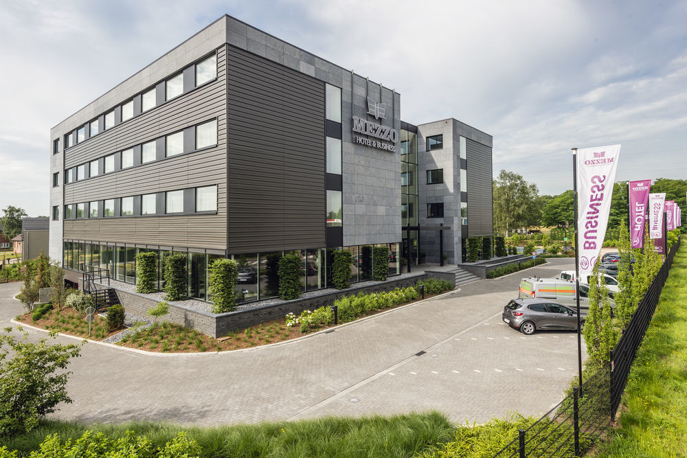 Mezzo Hotel&Business Beringen Esterno foto
