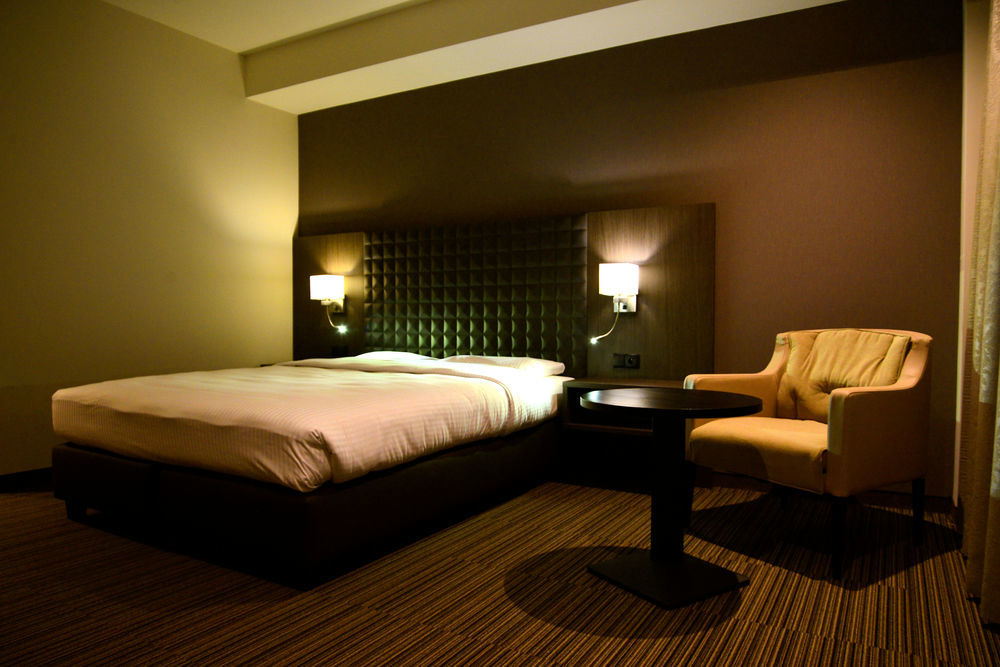 Mezzo Hotel&Business Beringen Esterno foto